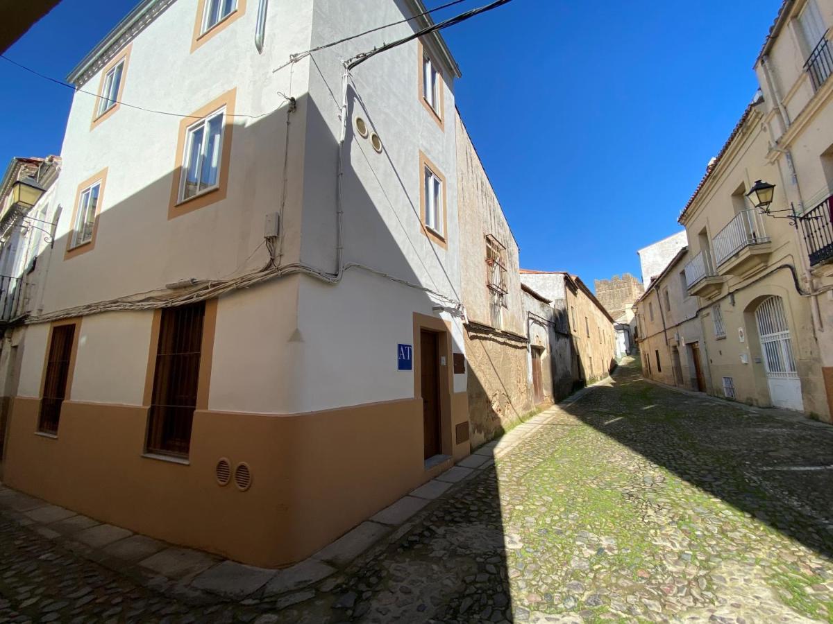 Apartamento Torre Del Aver Caceres Luaran gambar